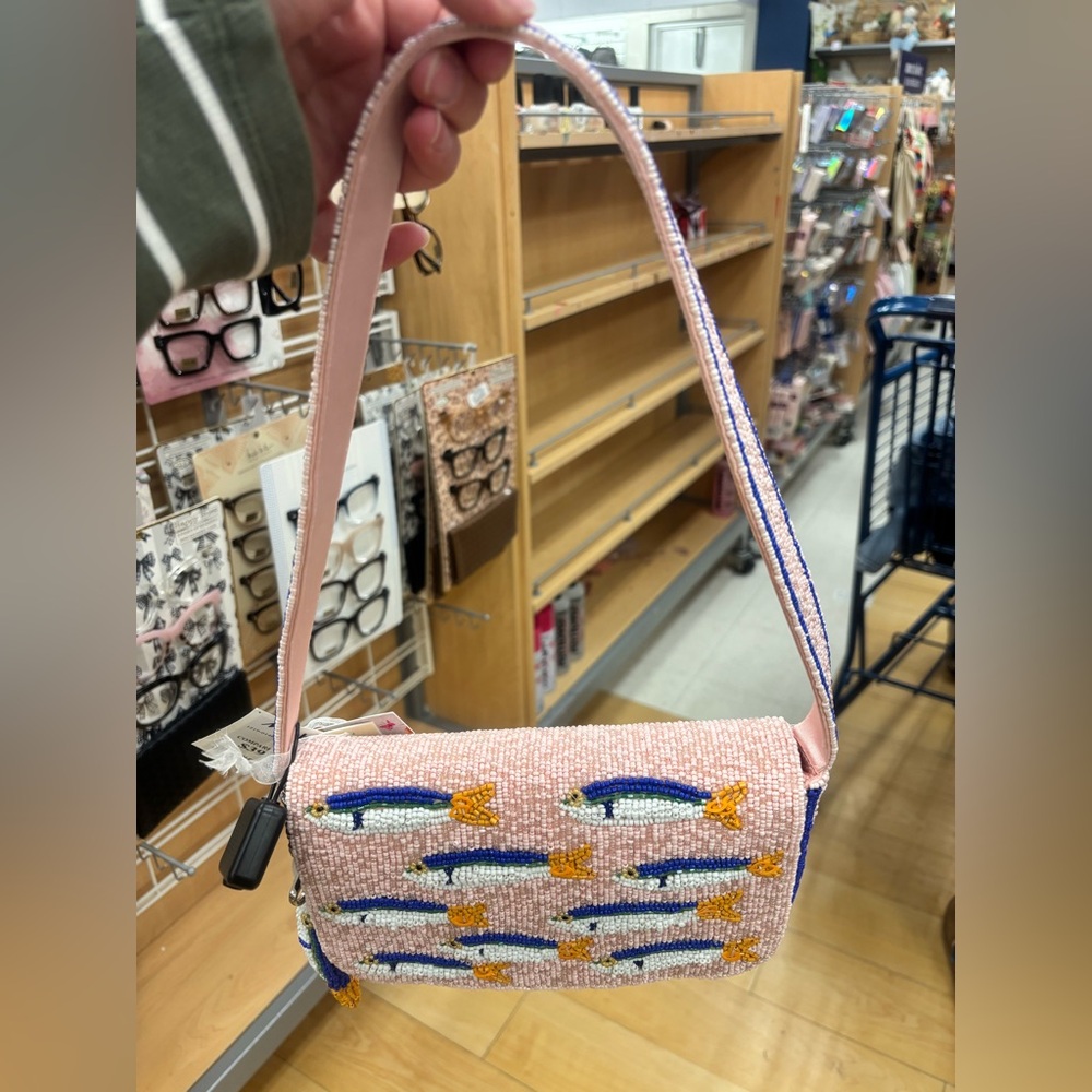 VIRAL NWT Handcrafted in India PINK sardine bag